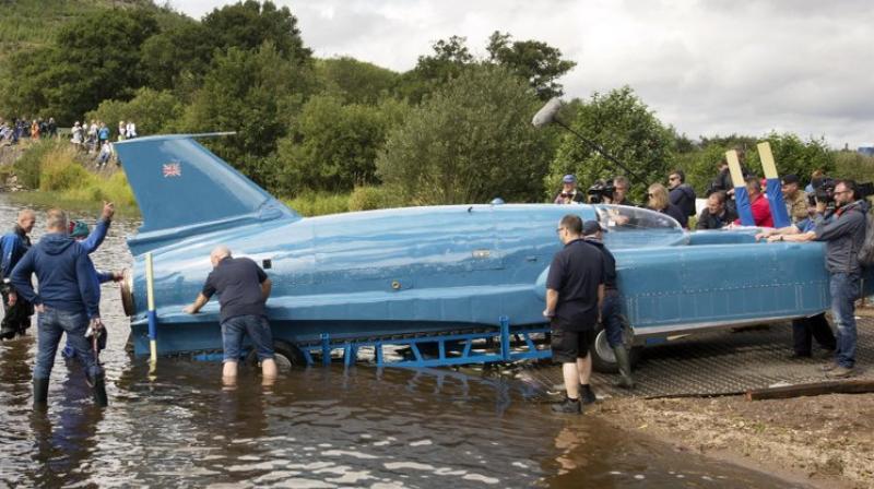 The jet-powered Bluebird roared past 300 mph (482 kph) before it vaulted into the air, flipped and crashed into the lake, breaking in two and killing the 45-year-old Campbell. (Photo: AP) The jet-powered Bluebird roared past 300 mph (482 kph) before it vaulted into the air, flipped and crashed into the lake, breaking in two and killing the 45-year-old Campbell. (Photo: AP)