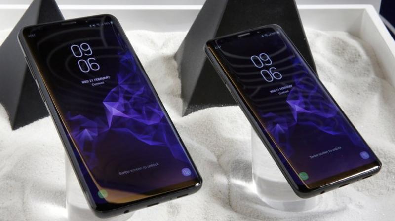 Samsung’s innovative flagship device, mobile payment service, DeX and Gear VR receive over 30 awards. Samsung’s innovative flagship device, mobile payment service, DeX and Gear VR receive over 30 awards.