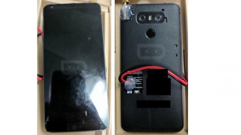 If the leaked prototype is the final version of the G6, then it will sport a dual-camera setup on the rear followed by a fingerprint sensor. (Image: Droid life) If the leaked prototype is the final version of the G6, then it will sport a dual-camera setup on the rear followed by a fingerprint sensor. (Image: Droid life)