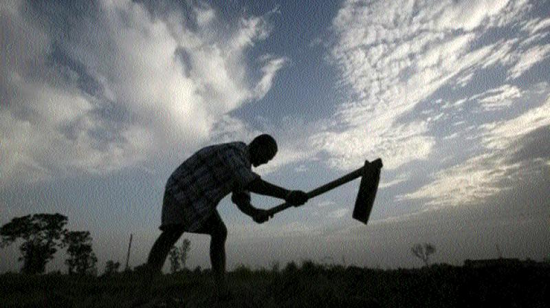 Both the states are witnessing agitations by farmers, artisans and agricultural labourers Both the states are witnessing agitations by farmers, artisans and agricultural labourers