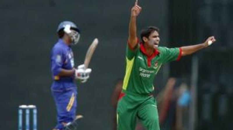 Bangladesh captain Mashrafe Mortaza's sudden hamstring injury paved way for Farhad Reza’s inclusion in the national squad for the Sri Lanka tour. (Photo:AFP) Bangladesh captain Mashrafe Mortaza's sudden hamstring injury paved way for Farhad Reza’s inclusion in the national squad for the Sri Lanka tour. (Photo:AFP)