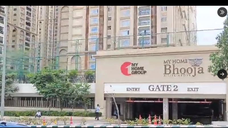 He neglected academics and was completely addicted to online games which gradually increased pressure on his mind.    X.com