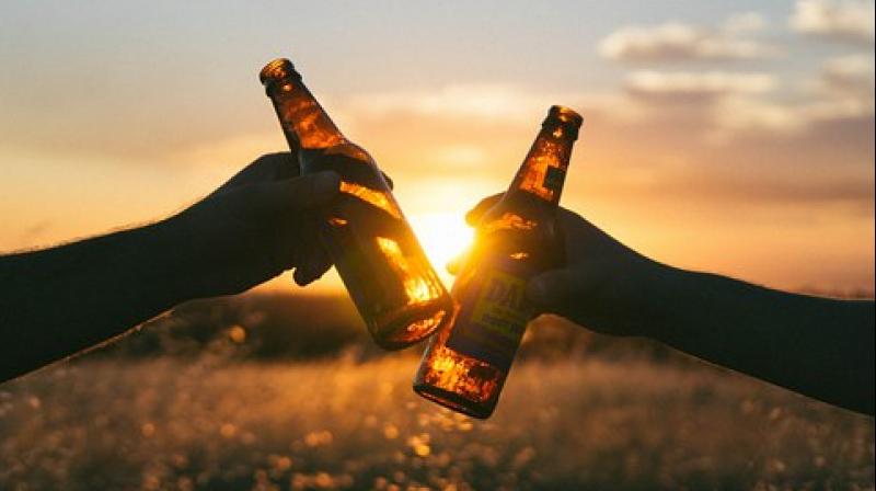 Parental provision of alcohol is associated with risk, not with protection. (Photo: Pixabay) Parental provision of alcohol is associated with risk, not with protection. (Photo: Pixabay)