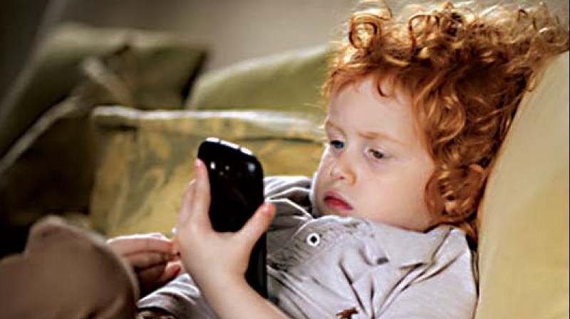 Avoid screen time at least one hour before bedtime and during meals. Avoid screen time at least one hour before bedtime and during meals.
