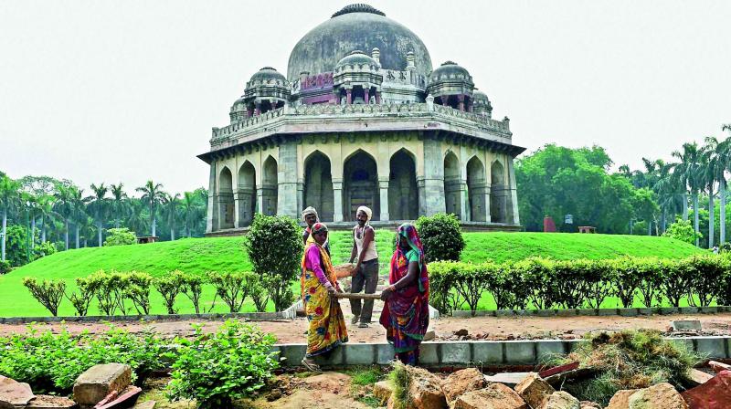 From Rajputs to Mughal emperors to finally the British Raj, Delhi or Dilli, over centuries, has been the centre of power for various clans. From Rajputs to Mughal emperors to finally the British Raj, Delhi or Dilli, over centuries, has been the centre of power for various clans.