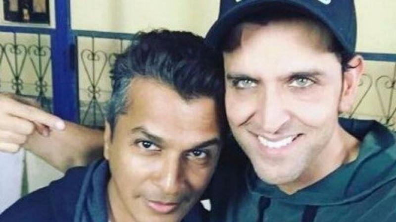 Hrithik Roshan and Vikram Phadnis Hrithik Roshan and Vikram Phadnis