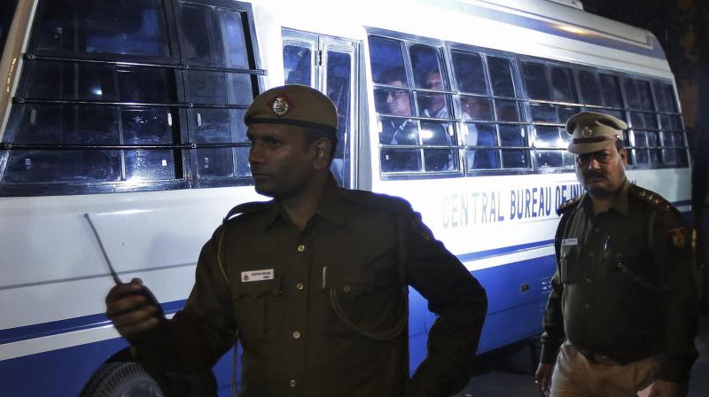 The CBI has arrested two RBI officials in Bengaluru in connection with alleged conversion of Rs 1.99 crore of demonetised currency. (Photo: PTI/File) The CBI has arrested two RBI officials in Bengaluru in connection with alleged conversion of Rs 1.99 crore of demonetised currency. (Photo: PTI/File)