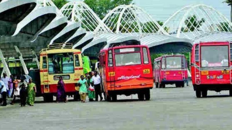 The sources noted that some of the buses running along the Metro Rail can cater to parts of the city where there is a dearth of connectivity. (Representational Images) The sources noted that some of the buses running along the Metro Rail can cater to parts of the city where there is a dearth of connectivity. (Representational Images)