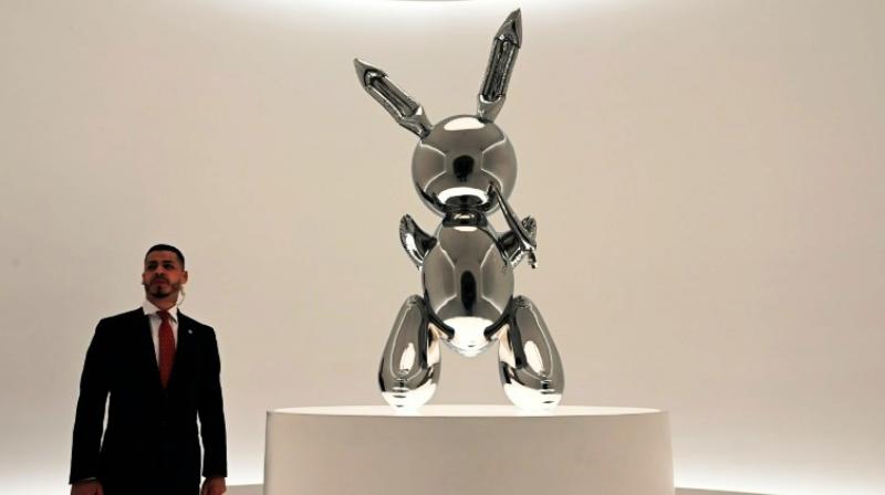 This is a new triumph for the controversial visual artist, who has sparked endless conversations since his emergence in the 1980s over the artistic and commercial value of a work. (Photo: AFP) This is a new triumph for the controversial visual artist, who has sparked endless conversations since his emergence in the 1980s over the artistic and commercial value of a work. (Photo: AFP)