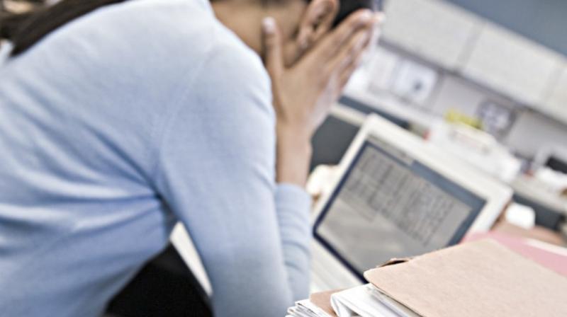People feel uncomfortable talking about stress with family members and friends (Photo: AFP) People feel uncomfortable talking about stress with family members and friends (Photo: AFP)