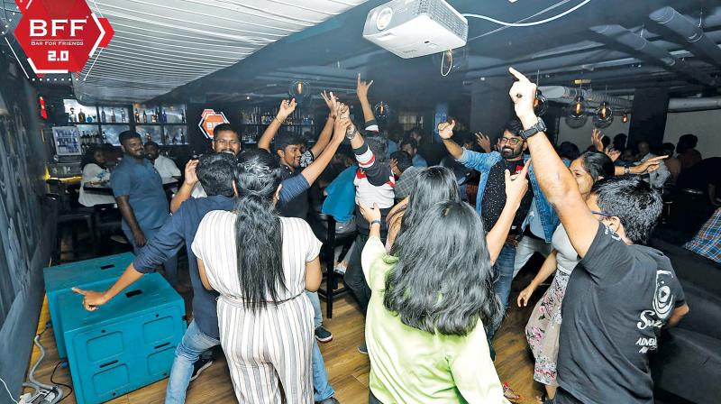 Pubs have been springing up with new themes and concepts and the best ones see a full house even on weekdays. Pubs have been springing up with new themes and concepts and the best ones see a full house even on weekdays.