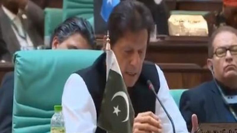 'the Muslim world has not been able to powerfully convince the world that Islam has nothing to do with terrorism,' Imran said. (Photo: ANI) 'the Muslim world has not been able to powerfully convince the world that Islam has nothing to do with terrorism,' Imran said. (Photo: ANI)