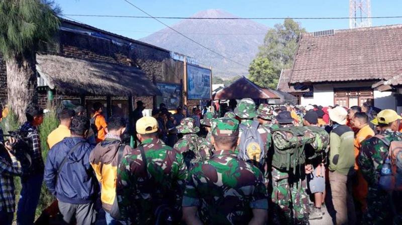 A powerful earthquake of magnitude 6.4 terrified the climbers as boulders tumbled down the slopes of the volcano. (Photo: AP) A powerful earthquake of magnitude 6.4 terrified the climbers as boulders tumbled down the slopes of the volcano. (Photo: AP)