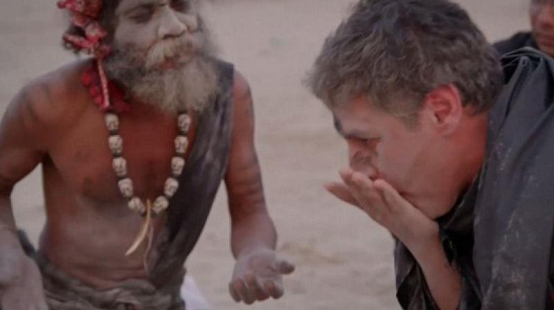 Aslan met the cannibal group in Varanasi after which the group smeared the ashes from burnt dead bodies on his face. (Photo: YouTube Screengrab) Aslan met the cannibal group in Varanasi after which the group smeared the ashes from burnt dead bodies on his face. (Photo: YouTube Screengrab)