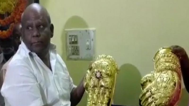 The two golden hands weigh 6kgs each. (Photo: ANI) The two golden hands weigh 6kgs each. (Photo: ANI)