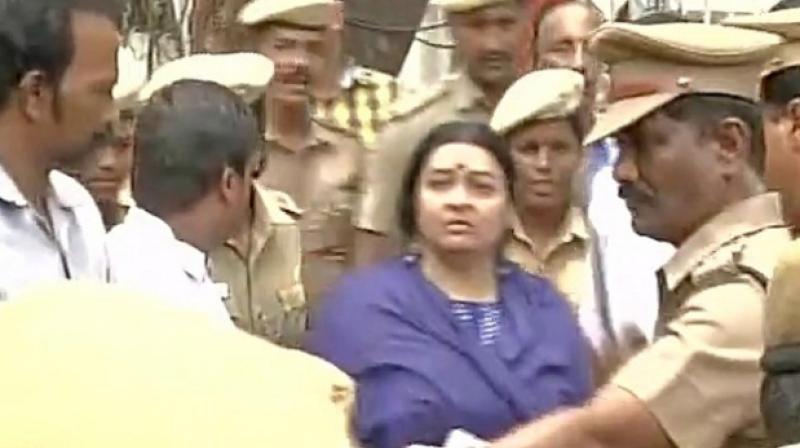 Deepa also said she came to the Poes Garden residence on the invitation of her brother Deepak, who is known to have good equation with members of Sasikala family. (Photo: ANI/Twitter) Deepa also said she came to the Poes Garden residence on the invitation of her brother Deepak, who is known to have good equation with members of Sasikala family. (Photo: ANI/Twitter)