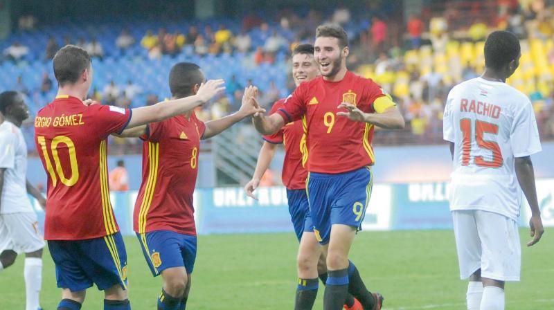 Spain captain Abel Ruiz (second from right) celebrates with team-mates after scoring against Niger in their Fifa U-17 World Cup match in Kochi on Tuesday. Spain won 4-0. (Photo: SUNOJ NINAN MATHEW) Spain captain Abel Ruiz (second from right) celebrates with team-mates after scoring against Niger in their Fifa U-17 World Cup match in Kochi on Tuesday. Spain won 4-0. (Photo: SUNOJ NINAN MATHEW)