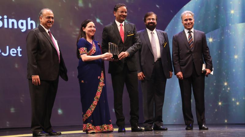 Mr. Ajay Singh – CMD, SpiceJet receiving the ‘EY Entrepreneur of the year 2017 for Business Transformation’ award in Mumbai on 15thFebruary 2018 Mr. Ajay Singh – CMD, SpiceJet receiving the ‘EY Entrepreneur of the year 2017 for Business Transformation’ award in Mumbai on 15thFebruary 2018
