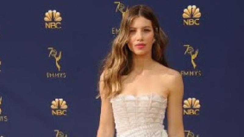 Jessica Biel in Platinum by Harry Winston. Jessica Biel in Platinum by Harry Winston.