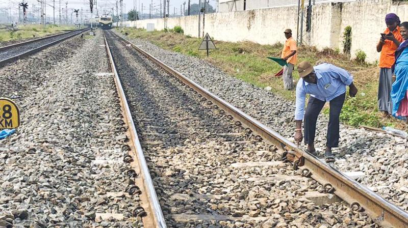 According to a senior railway official, the trains started moving at around 9.15 am after the maintenance workers rectified the technical snag. According to a senior railway official, the trains started moving at around 9.15 am after the maintenance workers rectified the technical snag.