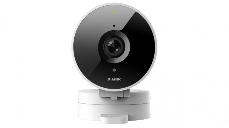 The DCS-8330LH supports Intelligent Video Analytics (IVA) features such as moving object detection and human detection to reduce false alarms. The DCS-8330LH supports Intelligent Video Analytics (IVA) features such as moving object detection and human detection to reduce false alarms.