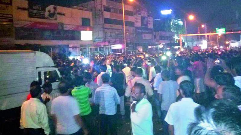 A glimpse of the crowd outside one of the theatres, shared by a user online A glimpse of the crowd outside one of the theatres, shared by a user online
