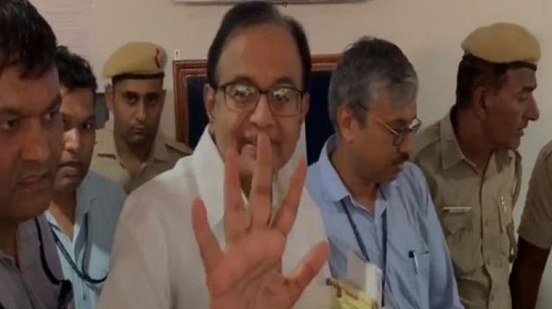 Officers of ED who arrived at Tihar Jail to interrogate P Chidambram are Mahesh Gupta, Sandeep Thapliyal, and Dainik Jain. (Photo: File | ANI) Officers of ED who arrived at Tihar Jail to interrogate P Chidambram are Mahesh Gupta, Sandeep Thapliyal, and Dainik Jain. (Photo: File | ANI)