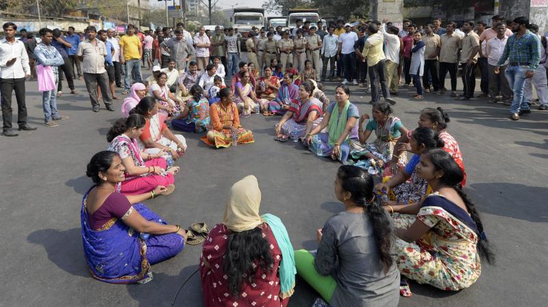 Normalcy in the financial capital was affected largely after Dalit protesters took to the streets on Tuesday following Dalit-Maratha clashes at Bhima Koregaon near Pune on Monday. (Photo: PTI) Normalcy in the financial capital was affected largely after Dalit protesters took to the streets on Tuesday following Dalit-Maratha clashes at Bhima Koregaon near Pune on Monday. (Photo: PTI)