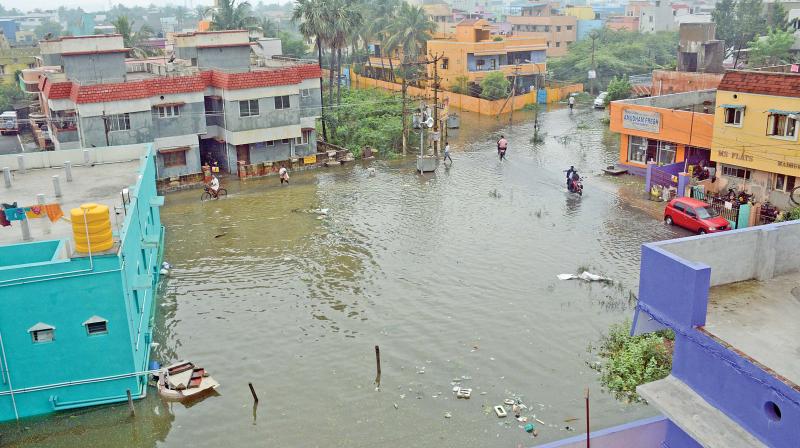 After heavy showers across Tamil Nadu on Monday, the rains ceased for few hours during the day on Tuesday. After heavy showers across Tamil Nadu on Monday, the rains ceased for few hours during the day on Tuesday.