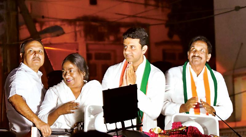 Bangalore Central Congress candidate Rizwan Arshad at Jeevan Beema Nagar campaigning with MLA George of Sarvagnanagar assembly constituency (Photo: R. Samuel) Bangalore Central Congress candidate Rizwan Arshad at Jeevan Beema Nagar campaigning with MLA George of Sarvagnanagar assembly constituency (Photo: R. Samuel)