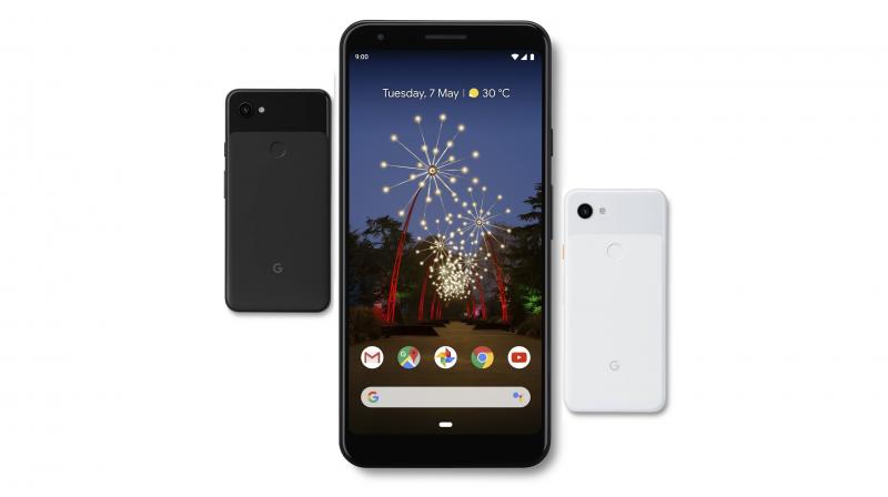 Available in two colors—Just Black and Clearly White—and two phones priced at Rs 39,999 for the 5.6-inch display and Rs 44,999 for the 6-inch model. Available in two colors—Just Black and Clearly White—and two phones priced at Rs 39,999 for the 5.6-inch display and Rs 44,999 for the 6-inch model.