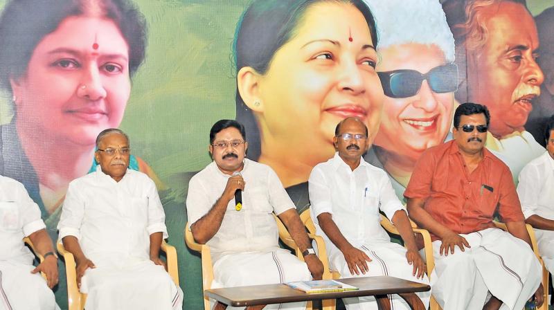 AMMK chief T. T. V. Dhinakaran addresses media persons in Chennai on Saturday.(Photo: DC) AMMK chief T. T. V. Dhinakaran addresses media persons in Chennai on Saturday.(Photo: DC)