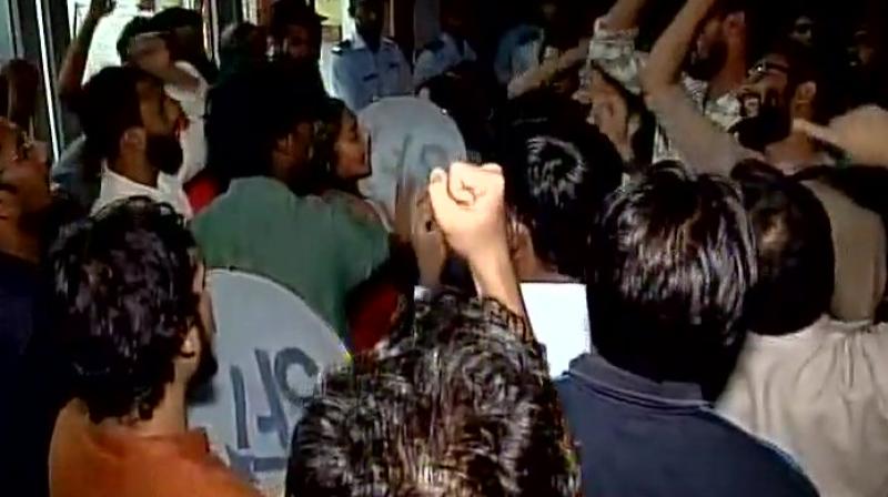 Students protest outside Vice Chancellor office. (Photo: Twitter/ANI) Students protest outside Vice Chancellor office. (Photo: Twitter/ANI)