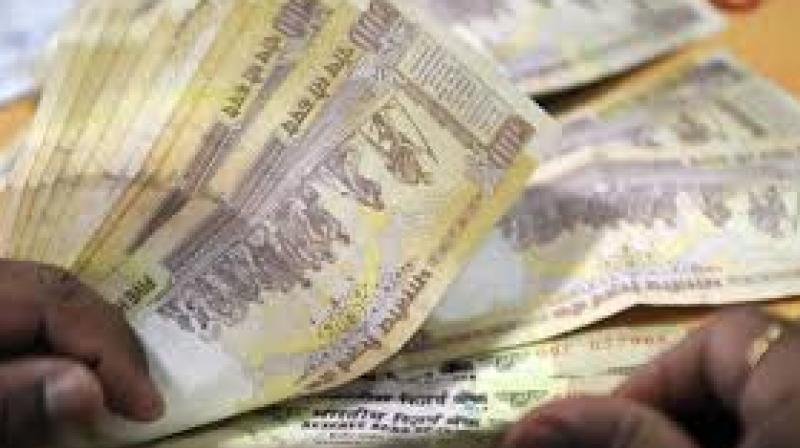 retailers said that company distributors and agents are not accepting old Rs 500 notes from them even as they are accepting them from customers along with ID proofs for recharges. retailers said that company distributors and agents are not accepting old Rs 500 notes from them even as they are accepting them from customers along with ID proofs for recharges.