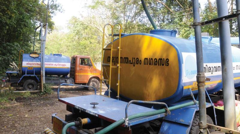 The government had issued an order giving direction to panchayat authorities to use 5 percent of own fund or general funds for procuring water tankers for supplying clean water. The government had issued an order giving direction to panchayat authorities to use 5 percent of own fund or general funds for procuring water tankers for supplying clean water.