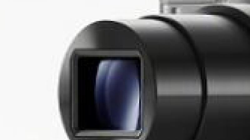 OPPO’s 10x Hybrid Zoom is an industry-first technology with a triple-lens camera structure consisting of a telephoto lens, a 120-degree ultra-wide-angle lens, and a 48MP main camera. With all the three lenses, the 10X Hybrid Zoom technology can cover broad focal lengths of 16mm-160mm. ensuring high-quality long-distance shots. (representational image) OPPO’s 10x Hybrid Zoom is an industry-first technology with a triple-lens camera structure consisting of a telephoto lens, a 120-degree ultra-wide-angle lens, and a 48MP main camera. With all the three lenses, the 10X Hybrid Zoom technology can cover broad focal lengths of 16mm-160mm. ensuring high-quality long-distance shots. (representational image)