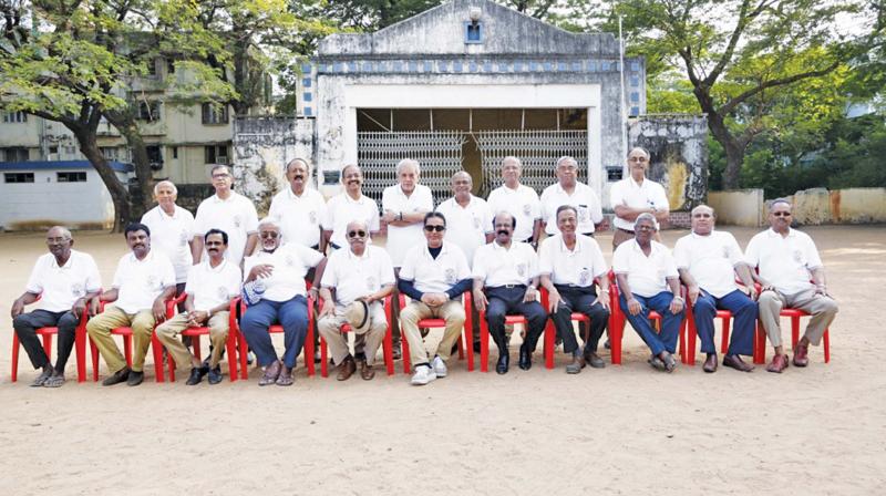 Ulaganayagan went to M.C.T.M School (Purasaivakam, Chennai), where he had studied, for the reunion of the 1970 batch.