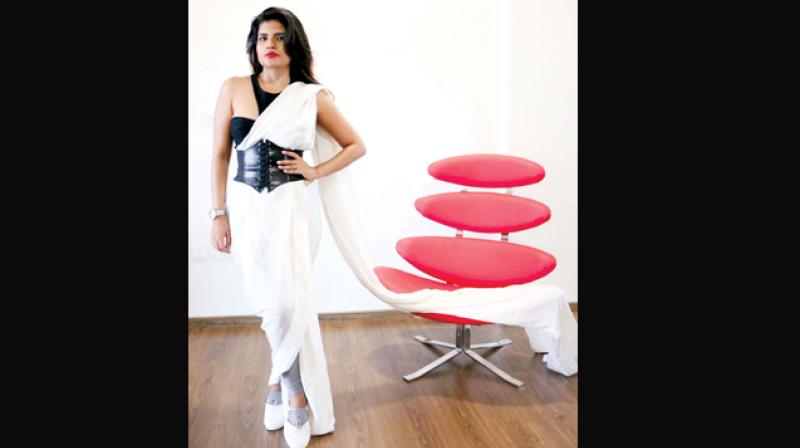 Veena Ashiya Chindlur sports the trend. Veena Ashiya Chindlur sports the trend.