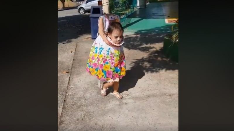 Krystel uploaded a couple of videos of her daughter to Facebook on Friday, which has, since then, gone viral. (Photo: Facebook screengrab/ Krystel Hwang) Krystel uploaded a couple of videos of her daughter to Facebook on Friday, which has, since then, gone viral. (Photo: Facebook screengrab/ Krystel Hwang)