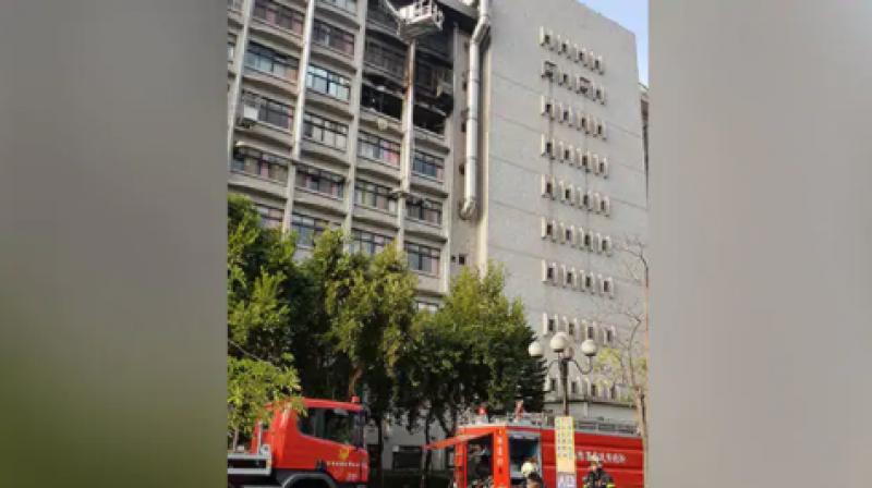 New Taipei fire department chief Huang Te-ching said the cause of the fire was still being investigated and denied reports that the sprinkler system had malfunctioned. (Photo: AFP) New Taipei fire department chief Huang Te-ching said the cause of the fire was still being investigated and denied reports that the sprinkler system had malfunctioned. (Photo: AFP)