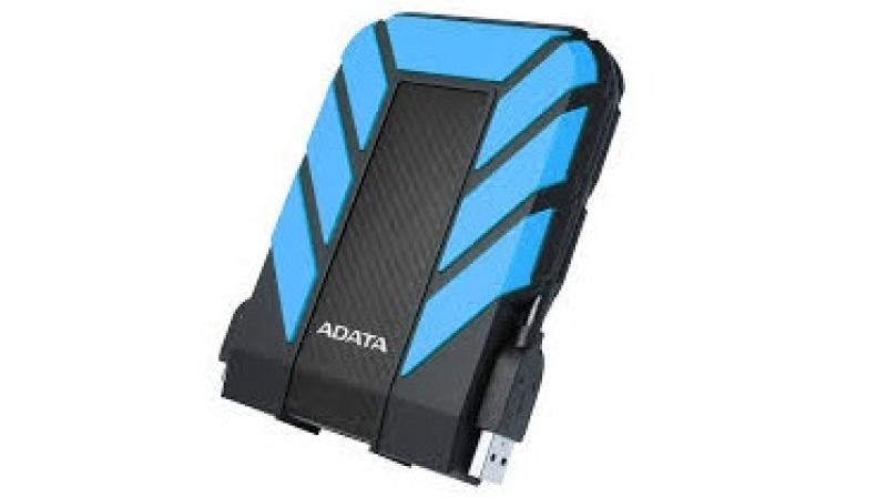 The Adata HD 710 pro has a convenient storage feature for the detachable USB cable. The Adata HD 710 pro has a convenient storage feature for the detachable USB cable.