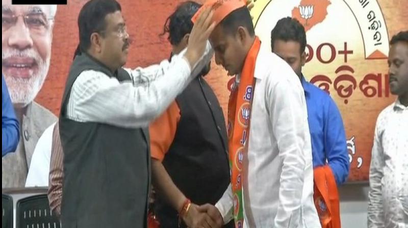 ‘Deserting BYV, they have joined BJP to work towards Narendra Modi's and Amit Shah's development agenda to build a New Odisha,’ said Union Minister Dharmendra Pradhan. (Photo: ANI) ‘Deserting BYV, they have joined BJP to work towards Narendra Modi's and Amit Shah's development agenda to build a New Odisha,’ said Union Minister Dharmendra Pradhan. (Photo: ANI)