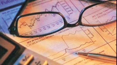 Overseas investors pulled out a net Rs 9,103 crore from the Indian markets in April so far. (PTI Photo)