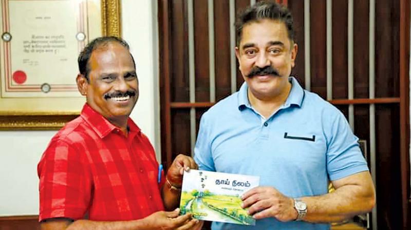 Azhagappan with Kamal Haasan Azhagappan with Kamal Haasan