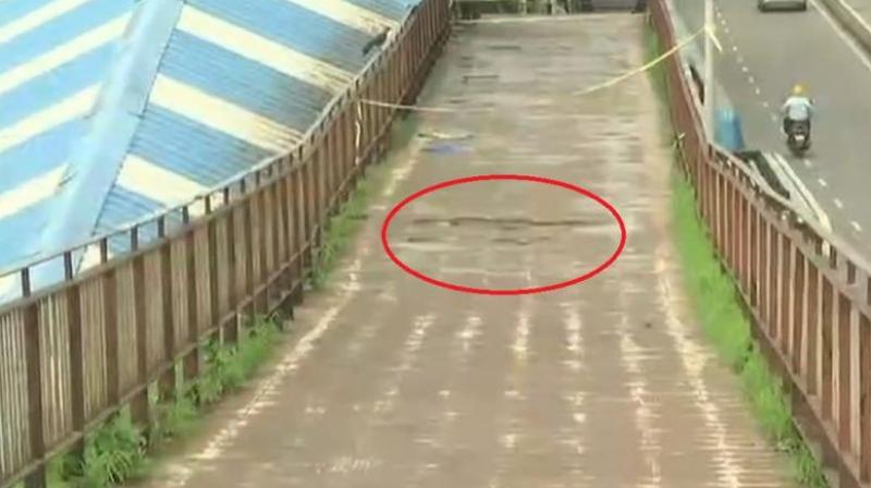 The Brihanmumbai Municipal Corporation (BMC) decided to close this FOB for people last week. (Photo: ANI | twitter) The Brihanmumbai Municipal Corporation (BMC) decided to close this FOB for people last week. (Photo: ANI | twitter)