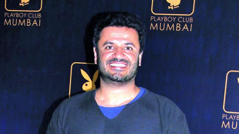 Vikas Bahl. Vikas Bahl.