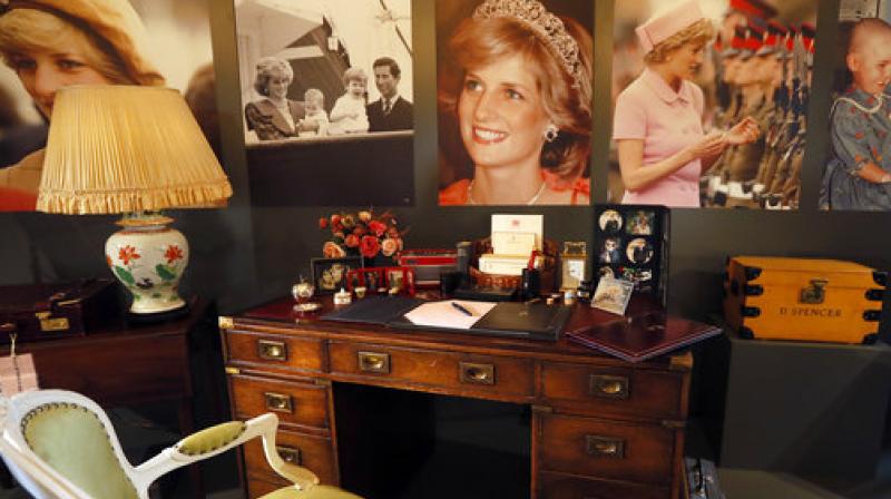 display to mark the 20th anniversary of the death of Britain's Diana, Princess of Wales, a recreation of the desk where Princess Diana worked in her Sitting room at Kensington Palace, on display at Buckingham Palace in London, Thursday, July 20, 2017. (Photo: AP) display to mark the 20th anniversary of the death of Britain's Diana, Princess of Wales, a recreation of the desk where Princess Diana worked in her Sitting room at Kensington Palace, on display at Buckingham Palace in London, Thursday, July 20, 2017. (Photo: AP)