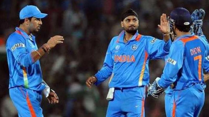 Sri Lanka Sports Minister Dayasiri Jayasekera said he is willing to order a probe on the 2011 World Cup final between India and Sri Lanka following concerns raised by former captain-turned-minister Arjuna Ranatunga.(Photo: AFP) Sri Lanka Sports Minister Dayasiri Jayasekera said he is willing to order a probe on the 2011 World Cup final between India and Sri Lanka following concerns raised by former captain-turned-minister Arjuna Ranatunga.(Photo: AFP)