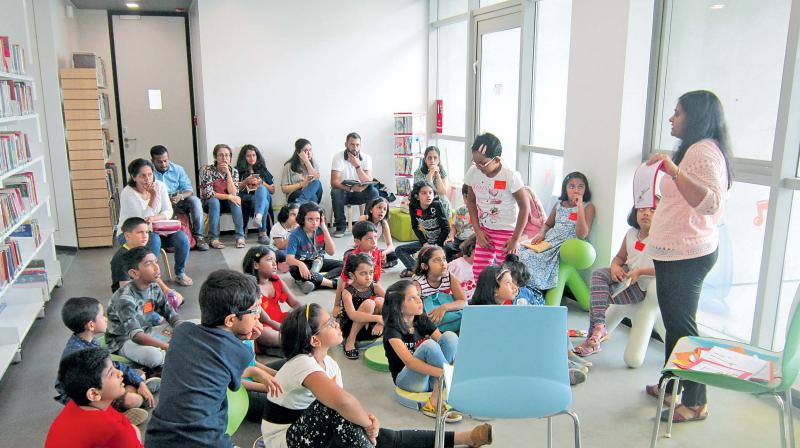 Teaching children the delights of reading book Teaching children the delights of reading book
