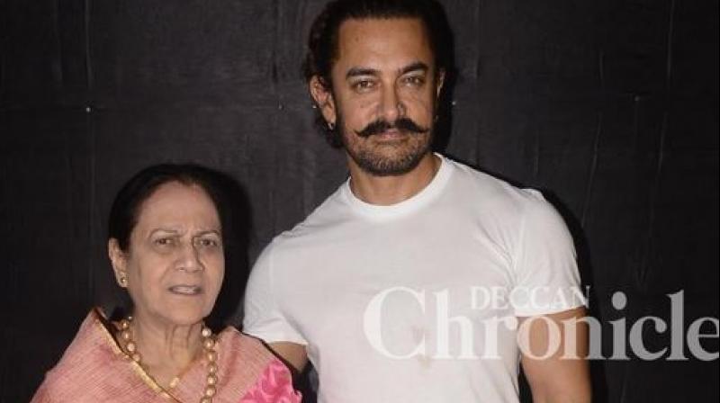 Aamir Khan and Zeenat. Aamir Khan and Zeenat.